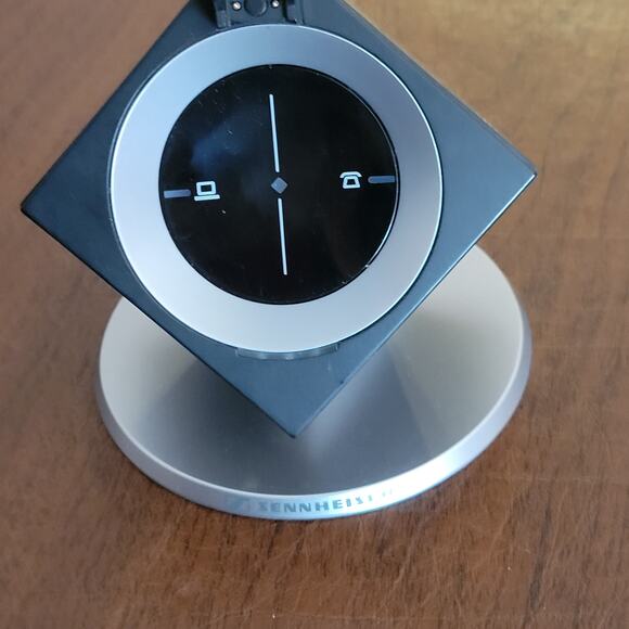 Sennheiser DW BS-US Pro 2 Charging Base with Power Adapter - Picture 5 of 14